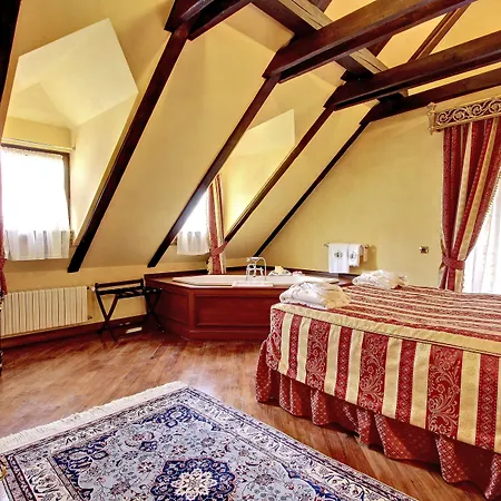 Alchymist Grand And Otel 5*