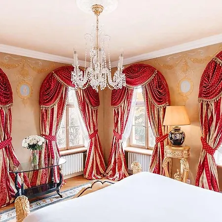 Alchymist Grand And - Preferred & 5* Praga