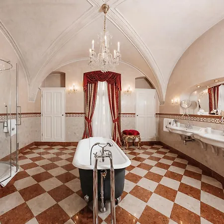 Alchymist Grand And - Preferred & 5* Prague