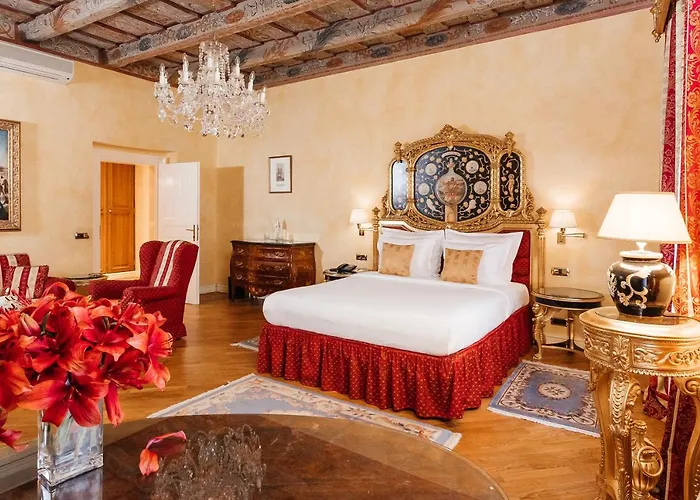 酒店 Alchymist Grand And 5*